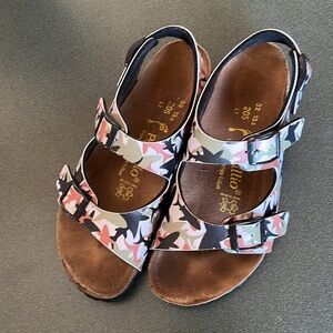 SHARK! Birkenstock Papillo kids sandals